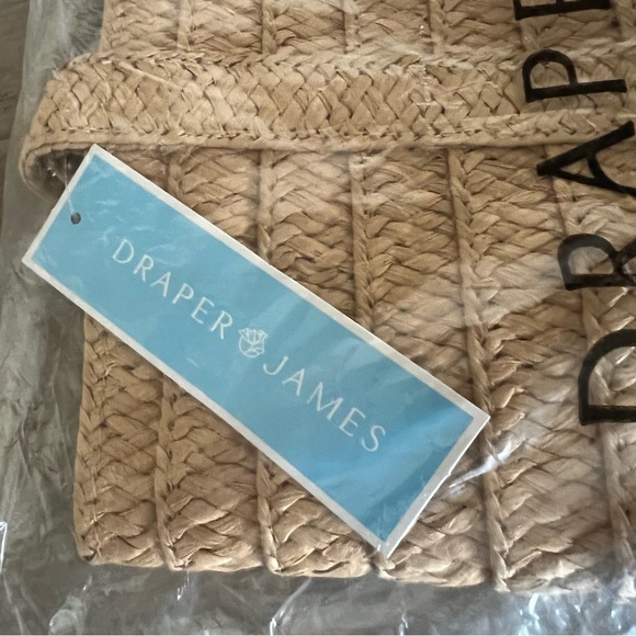Draper James Everyday Straw Bag Navy Floral Bow New With Tags Sealed Beach Tote - Picture 3 of 7